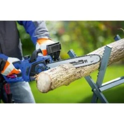 LUX Elektro-Kettensäge E-KS-2400/40 A 9 LUX Elektro-Kettensäge E-KS-2400/40 A -Lux-Tools 4007872348496 A01 041217